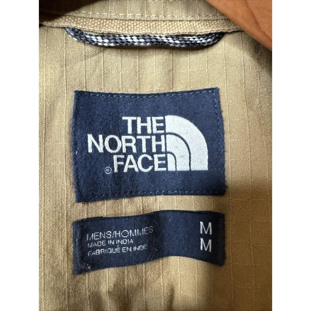 The North Face Mens Medium Short Sleeve Ripstop Button Up  Shirt, Camel Tan